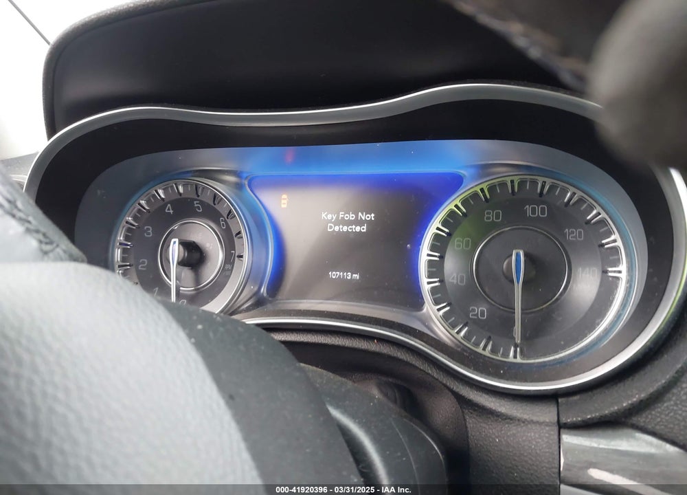 2019 CHRYSLER 300 VIN: 2C3CCAAG3KH746211