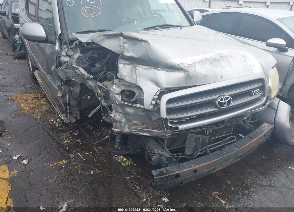 2004 TOYOTA SEQUOIA SR5 V8 VIN: 5TDZT34A94S208464
