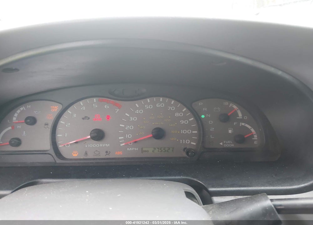 2004 TOYOTA SEQUOIA SR5 V8 VIN: 5TDZT34A94S208464