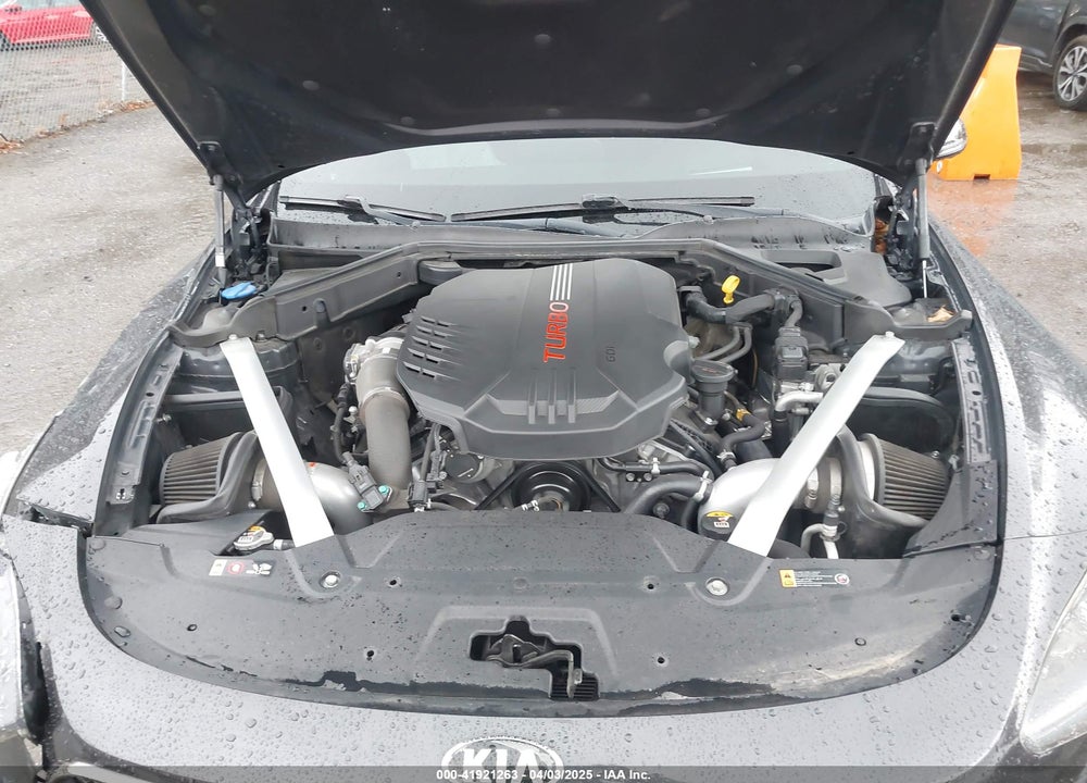 2019 KIA STINGER VIN: KNAE55LCXK6065994