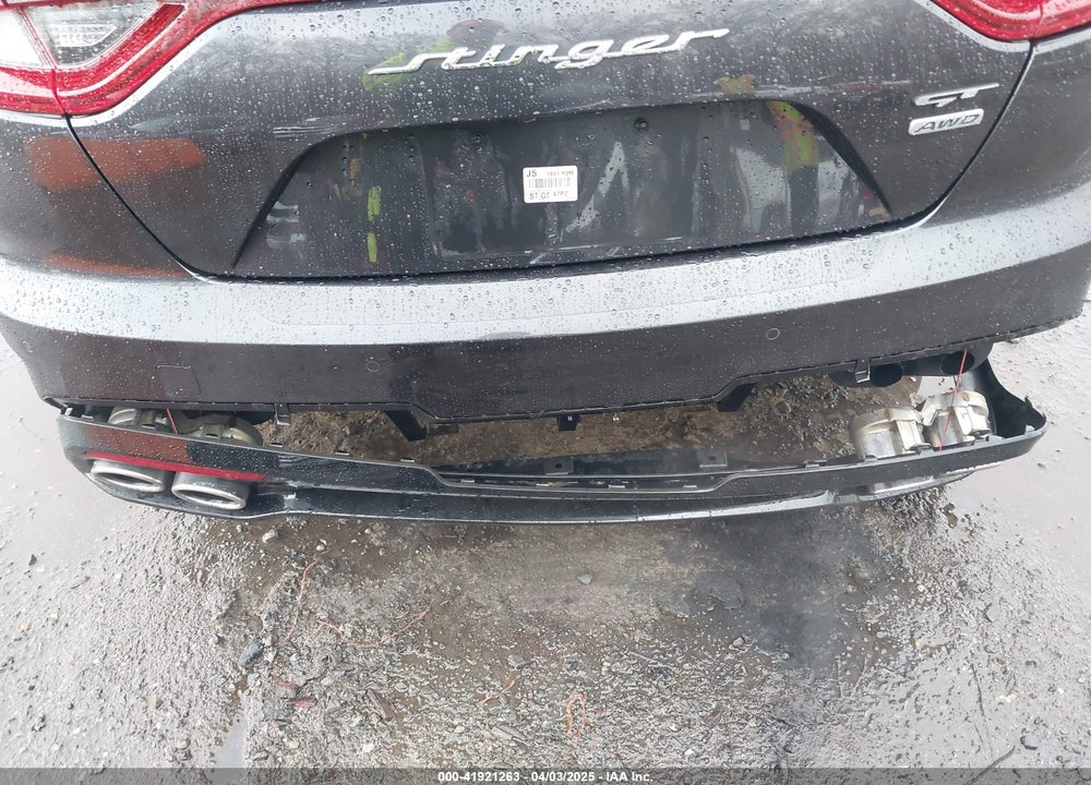 2019 KIA STINGER VIN: KNAE55LCXK6065994