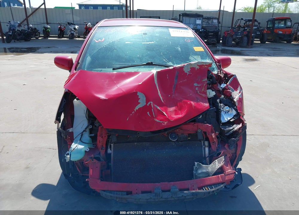 2009 HONDA FIT VIN: JHMGE88609S009739