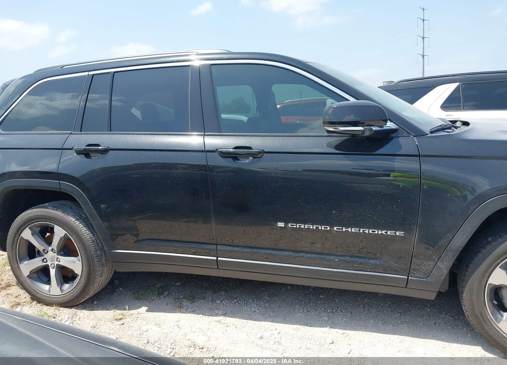2023 JEEP GRAND CHEROKEE VIN: 1C4RJHBG7PC529001