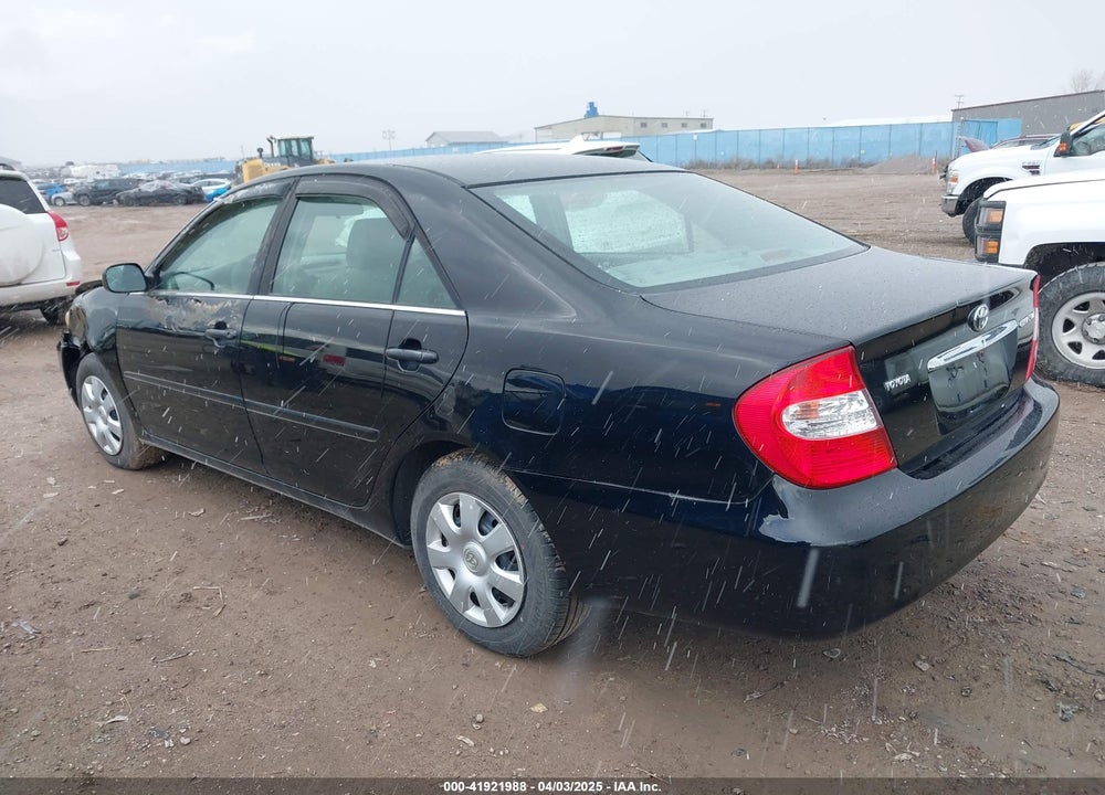 2002 TOYOTA CAMRY VIN: 4T1BE32K82U042594