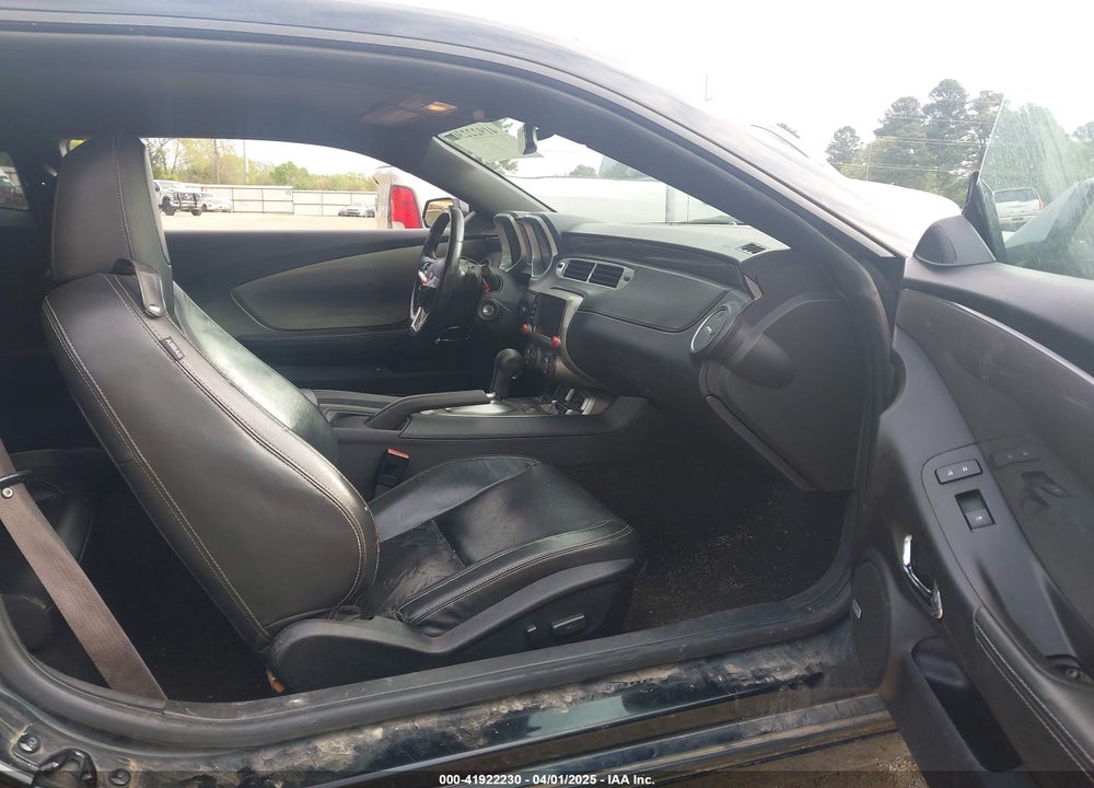2014 CHEVROLET CAMARO VIN: 2G1FC1E38E9219031