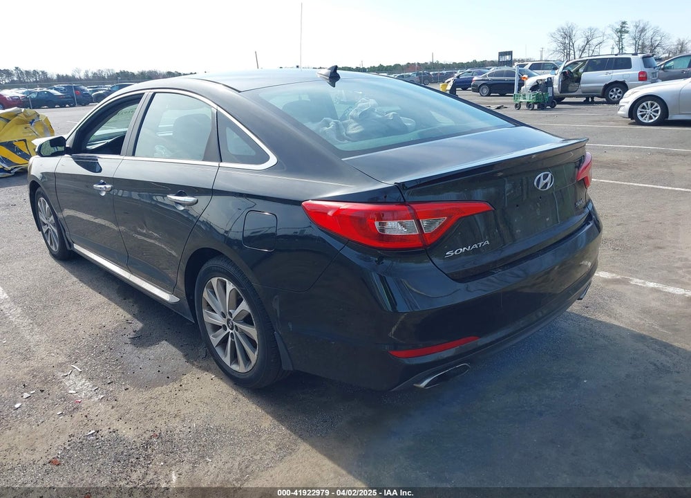 2016 HYUNDAI SONATA VIN: 5NPE34AF5GH285430