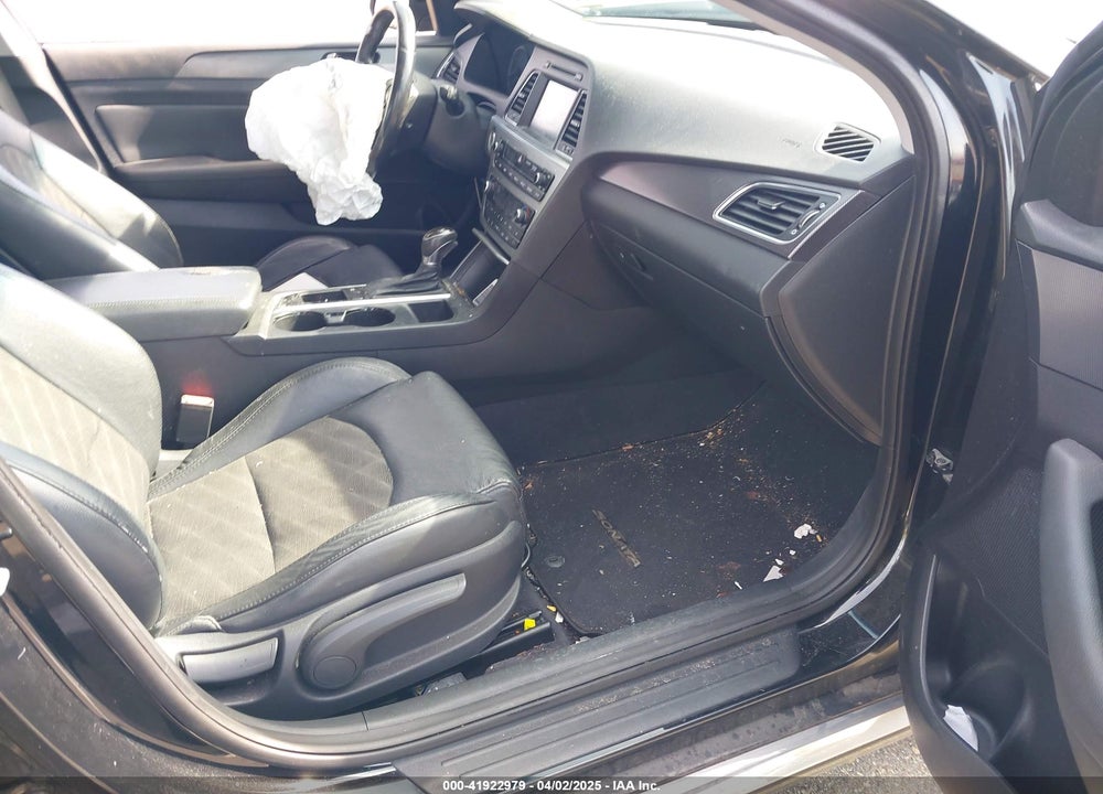 2016 HYUNDAI SONATA VIN: 5NPE34AF5GH285430