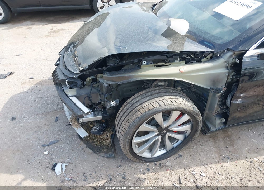 2018 TESLA MODEL 3 LONG RANGE/PERFORMANCE VIN: 5YJ3E1EB2JF148250