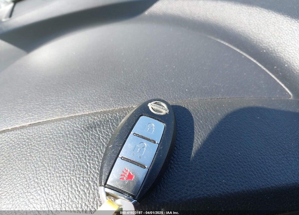 2011 NISSAN ARMADA VIN: 5N1BA0ND7BN622095