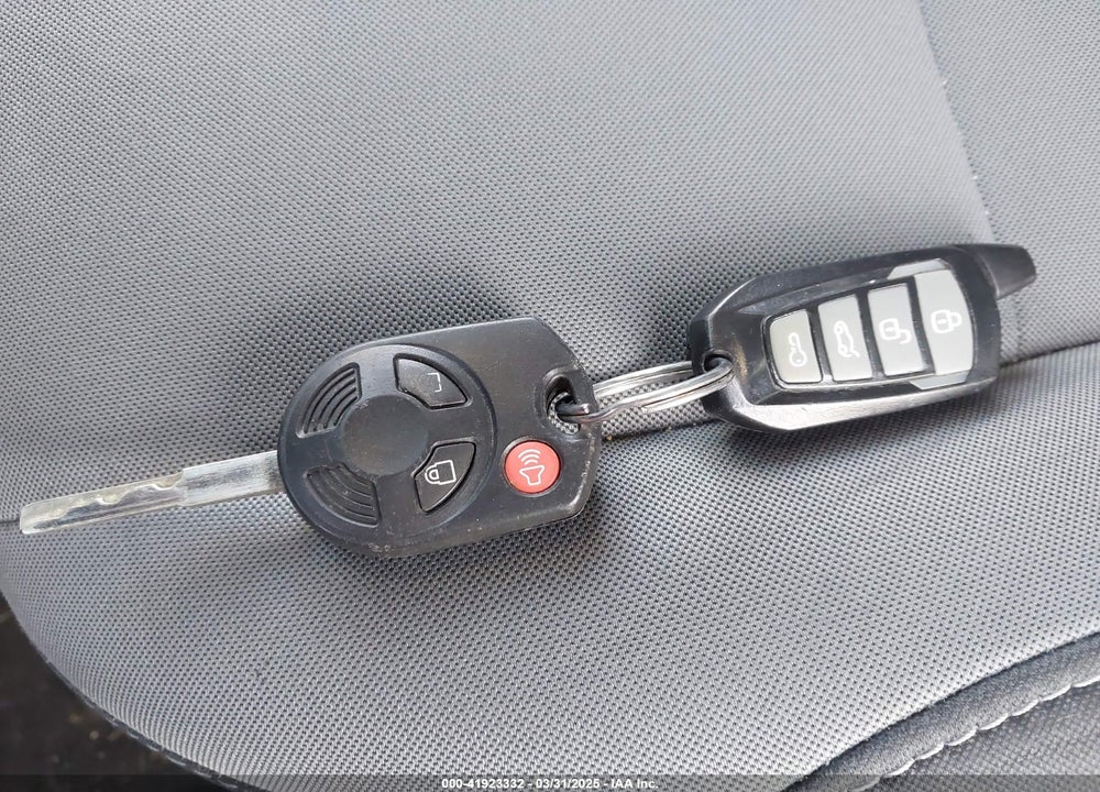 2015 FORD ESCAPE VIN: 1FMCU9G9XFUC57304
