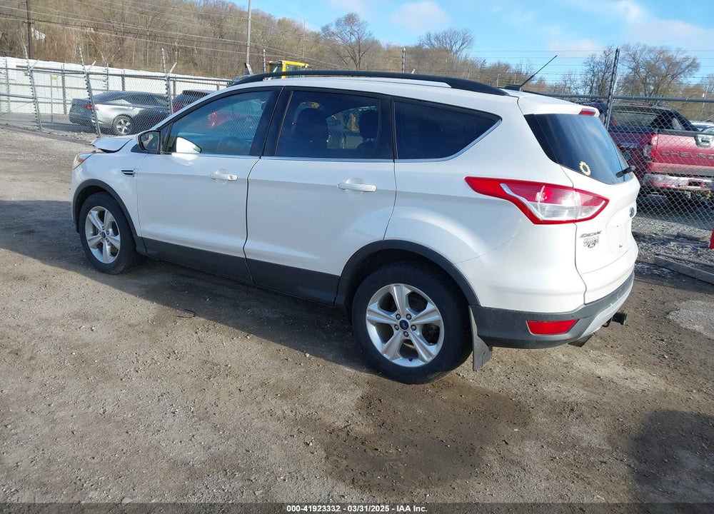 2015 FORD ESCAPE VIN: 1FMCU9G9XFUC57304