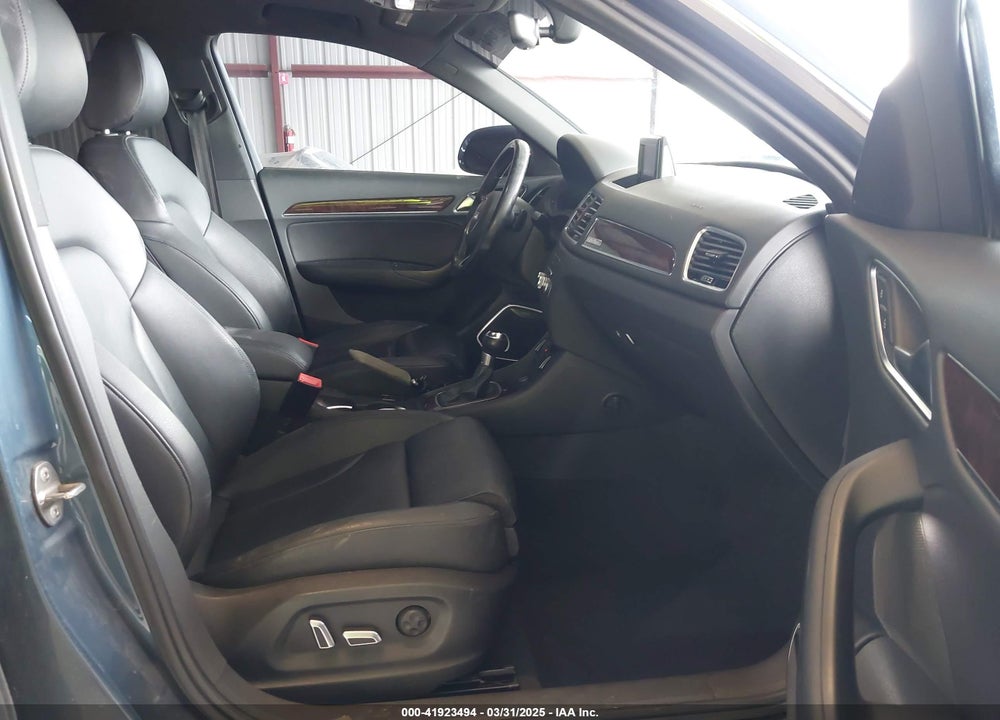 2016 AUDI Q3 2.0T PREMIUM PLUS VIN: WA1GFCFS8GR020973