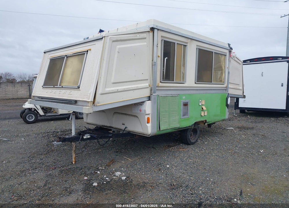 1975 APACHE MESA VIN: 00000000530661449