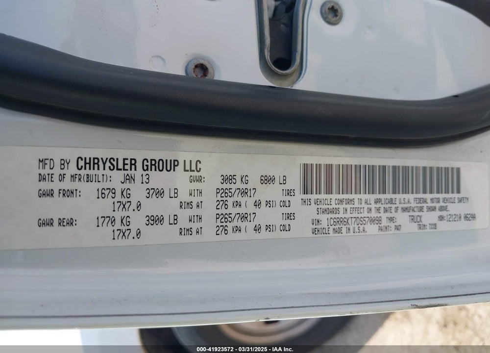 2013 RAM 1500 VIN: 1C6RR6KT7DS570098