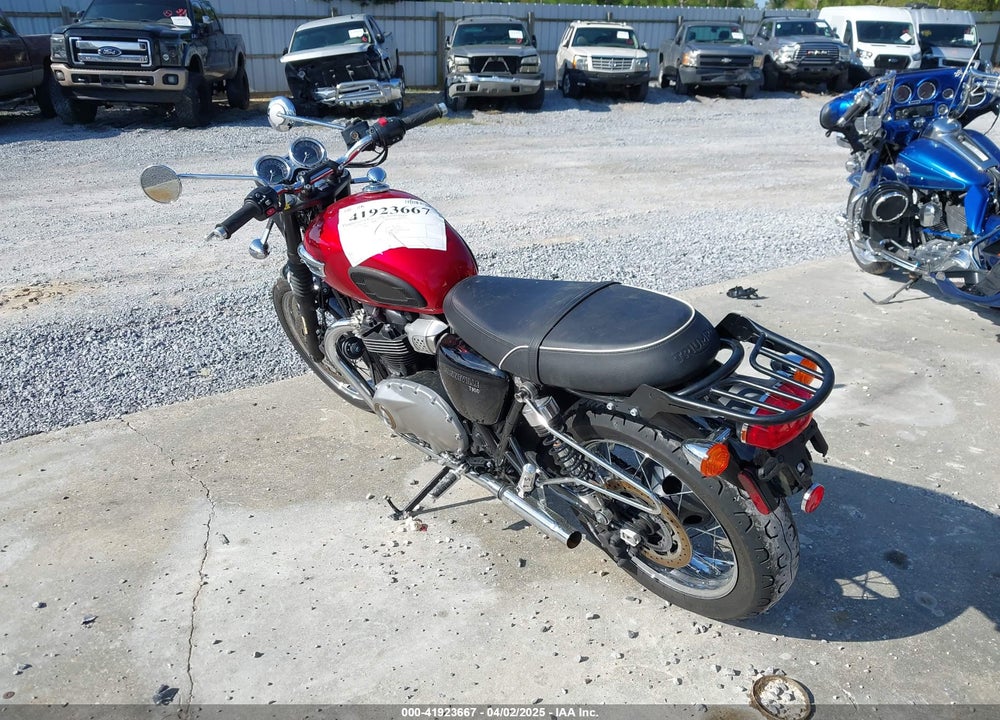 2020 TRIUMPH MOTORCYCLE BONNEVILLE T100 VIN: SMTD10GN8LT963474