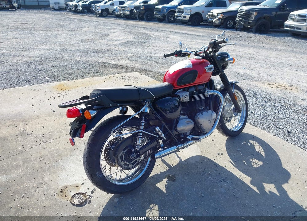 2020 TRIUMPH MOTORCYCLE BONNEVILLE T100 VIN: SMTD10GN8LT963474