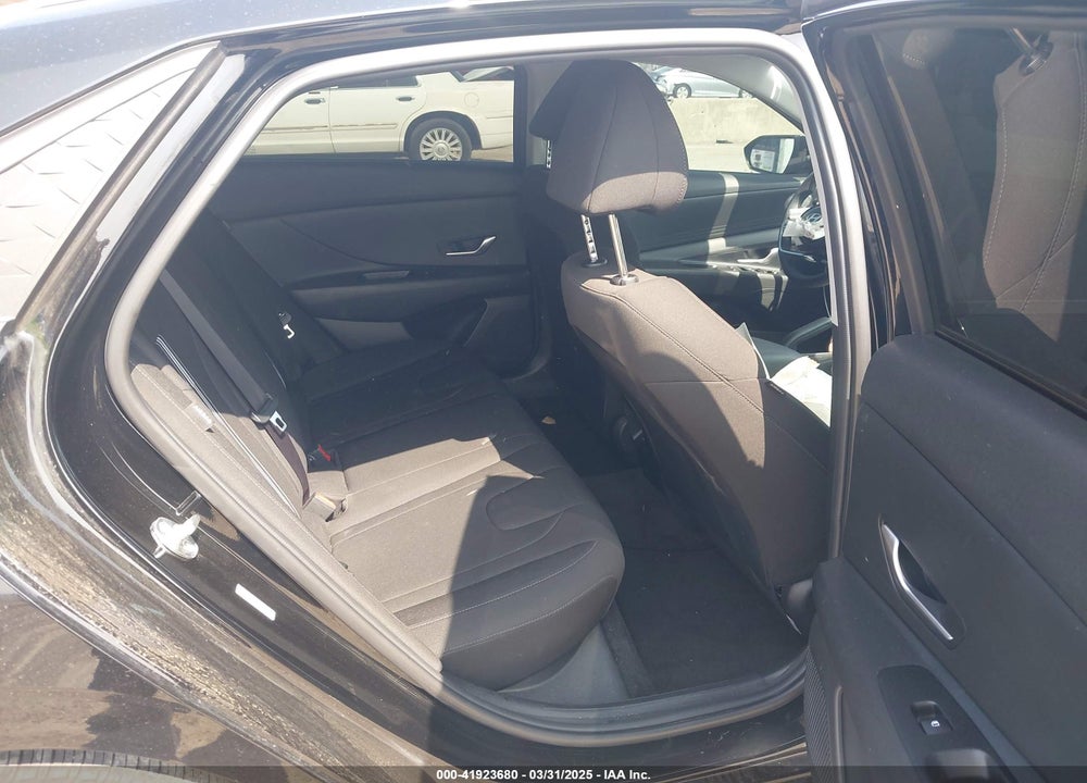 2024 HYUNDAI ELANTRA VIN: KMHLM4DG5RU786914