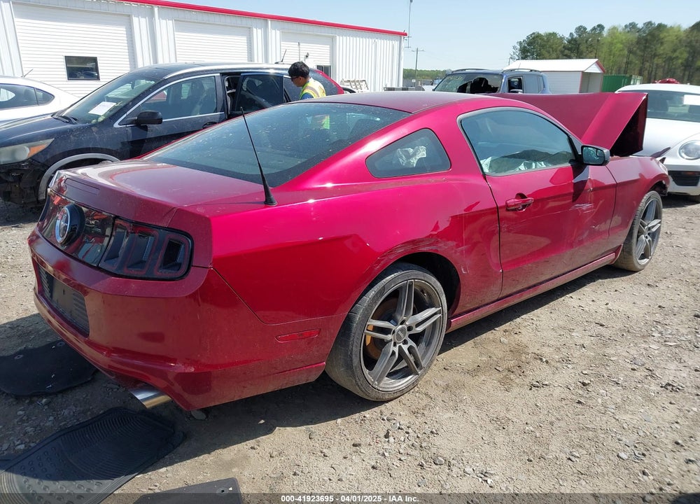2014 FORD MUSTANG VIN: 1ZVBP8AM8E5305838