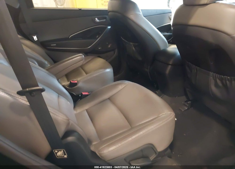 2015 HYUNDAI SANTA FE LIMITED VIN: KM8SRDHFXFU105351
