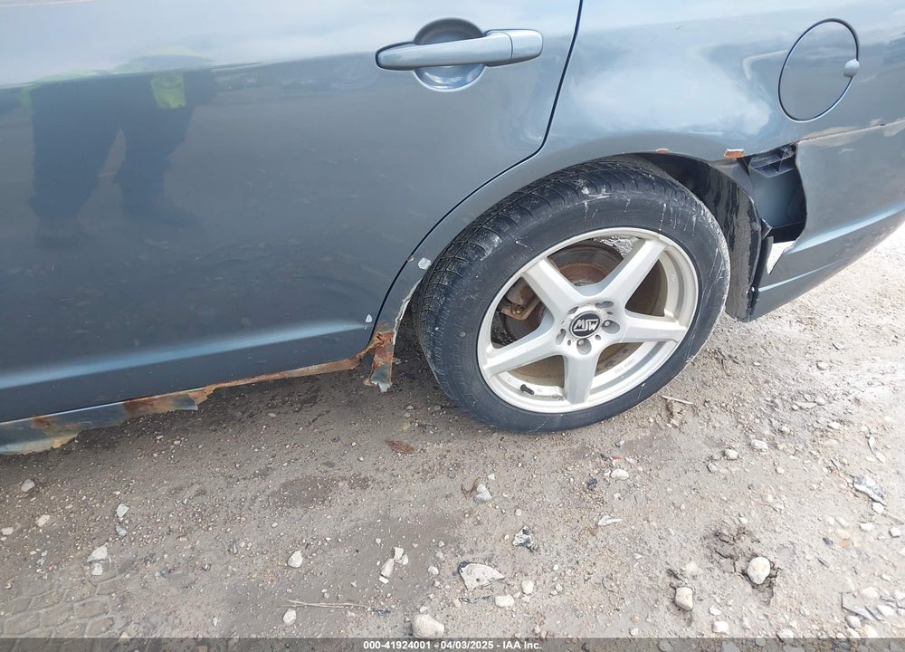 2011 FORD FUSION SE VIN: 3FAHP0HAXBR288078