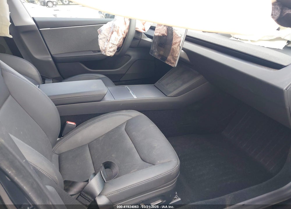 2025 TESLA MODEL 3 LONG RANGE REAR-WHEEL DRIVE VIN: 5YJ3E1EA8SF914801
