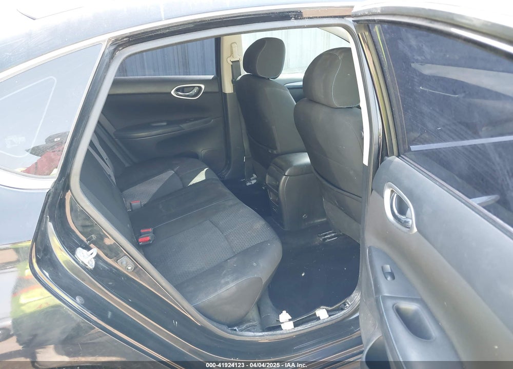 2018 NISSAN SENTRA SR VIN: 3N1AB7AP9JY318227