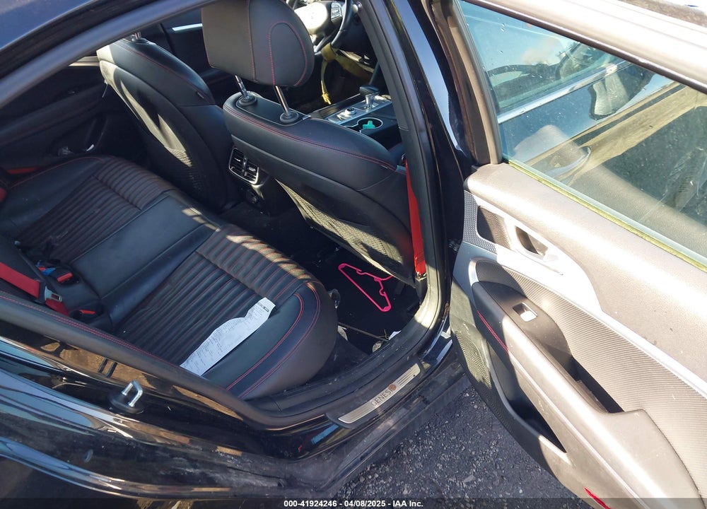 2023 GENESIS G70 2.0T RWD VIN: KMTG34TA8PU110168