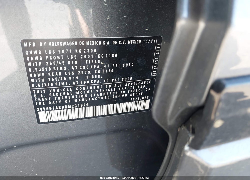 2024 VOLKSWAGEN TIGUAN VIN: 3VV8B7AX0RM231879