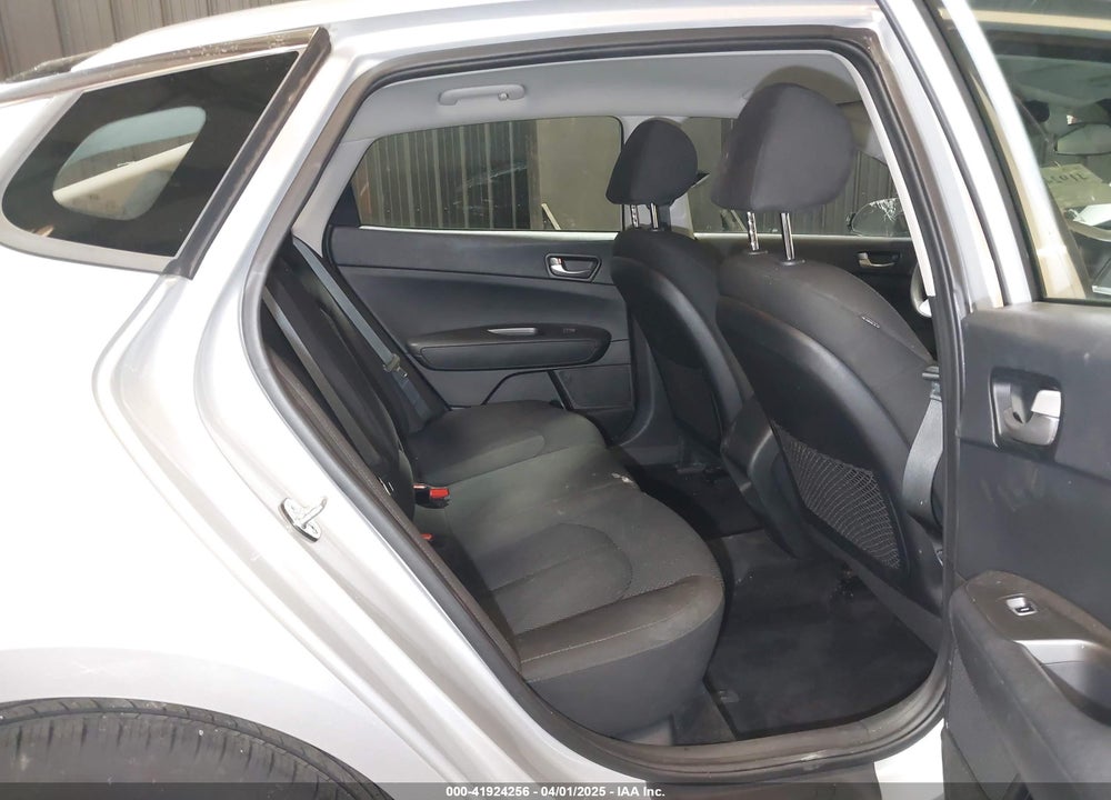 2020 KIA OPTIMA VIN: 5XXGT4L38LG440702
