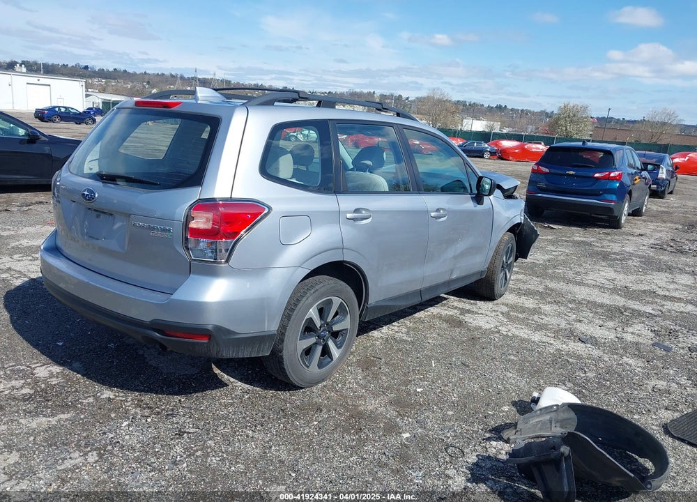 2017 SUBARU FORESTER 2.5I VIN: JF2SJABC6HH451001