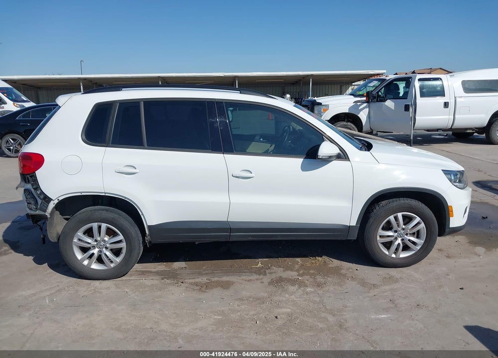 2017 VOLKSWAGEN TIGUAN 2.0T/2.0T S VIN: WVGAV7AX2HK004038