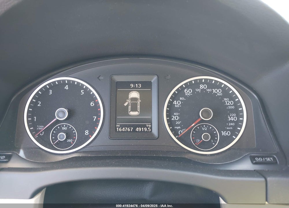 2017 VOLKSWAGEN TIGUAN 2.0T/2.0T S VIN: WVGAV7AX2HK004038