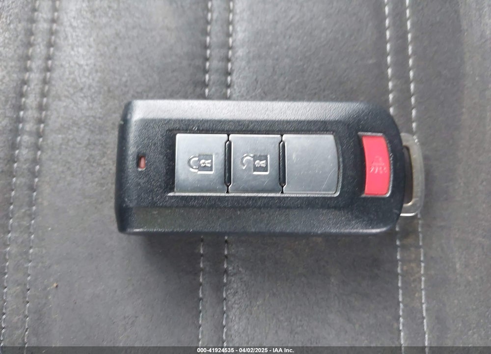 2019 MITSUBISHI OUTLANDER VIN: JA4AZ3A31KZ044098