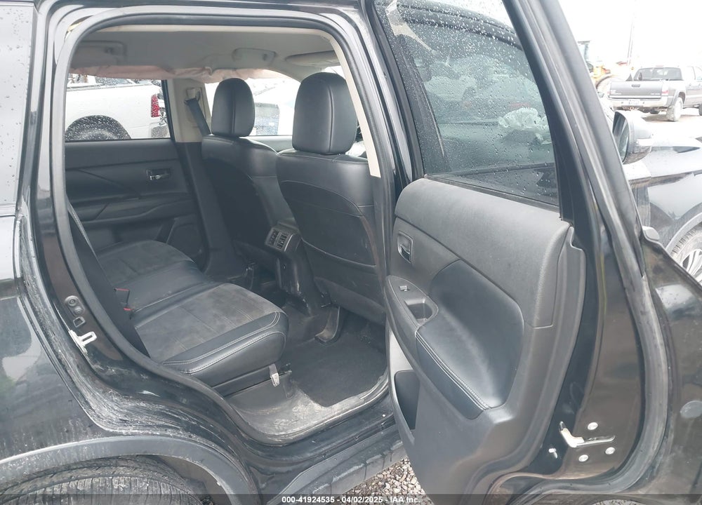2019 MITSUBISHI OUTLANDER VIN: JA4AZ3A31KZ044098