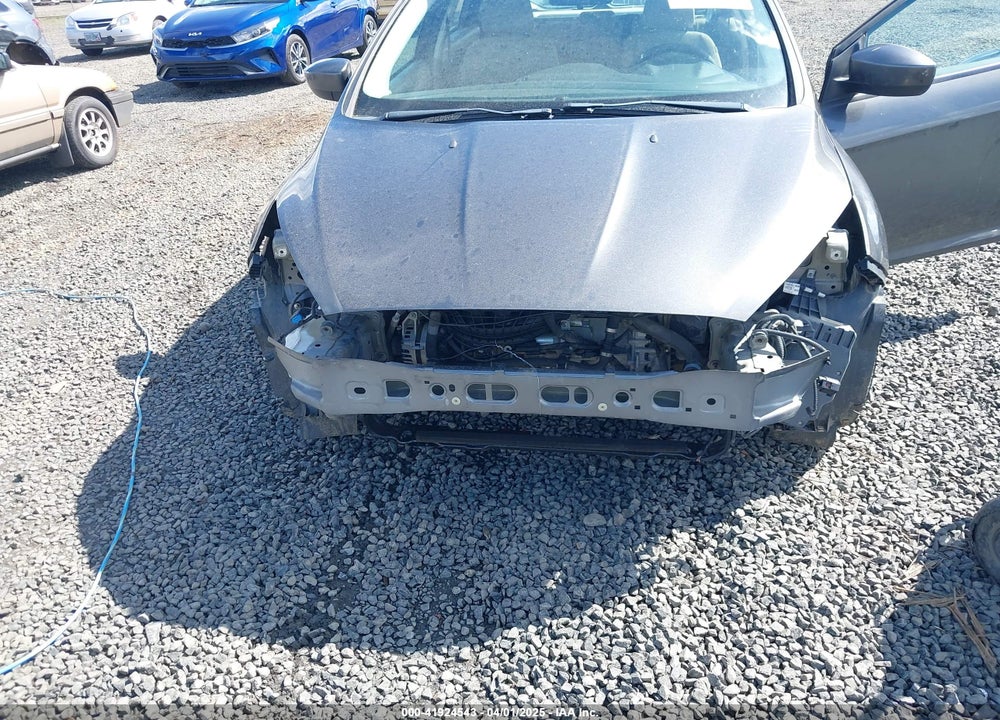 2018 FORD FOCUS SE VIN: 1FADP3K22JL280832