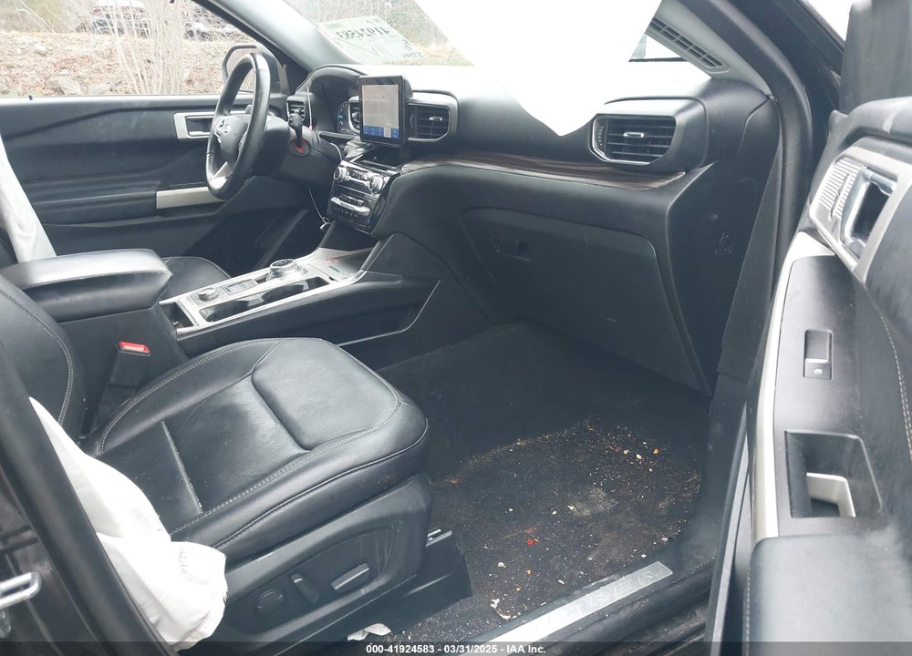 2021 FORD EXPLORER VIN: 1FMSK8FH2MGB05663