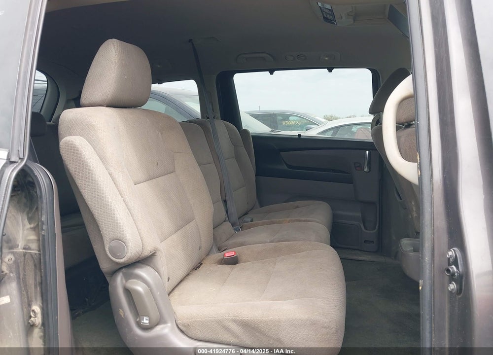 2016 HONDA ODYSSEY SE VIN: 5FNRL5H33GB021222