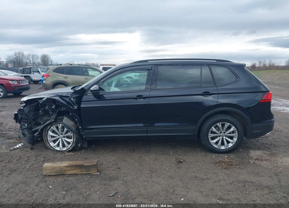 2019 VOLKSWAGEN TIGUAN VIN: 3VV0B7AX0KM046024