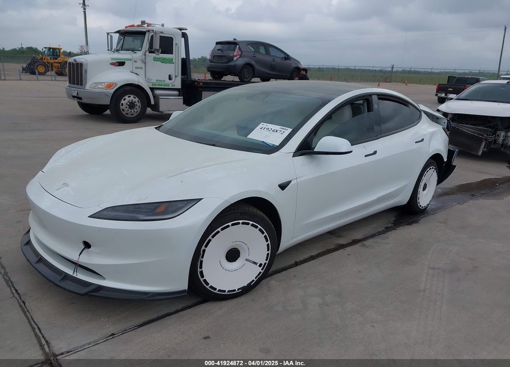 2024 TESLA MODEL 3 LONG RANGE DUAL MOTOR ALL-WHEEL DRIVE/REAR-WHEEL DRIVE VIN: 5YJ3E1EA4RF865607