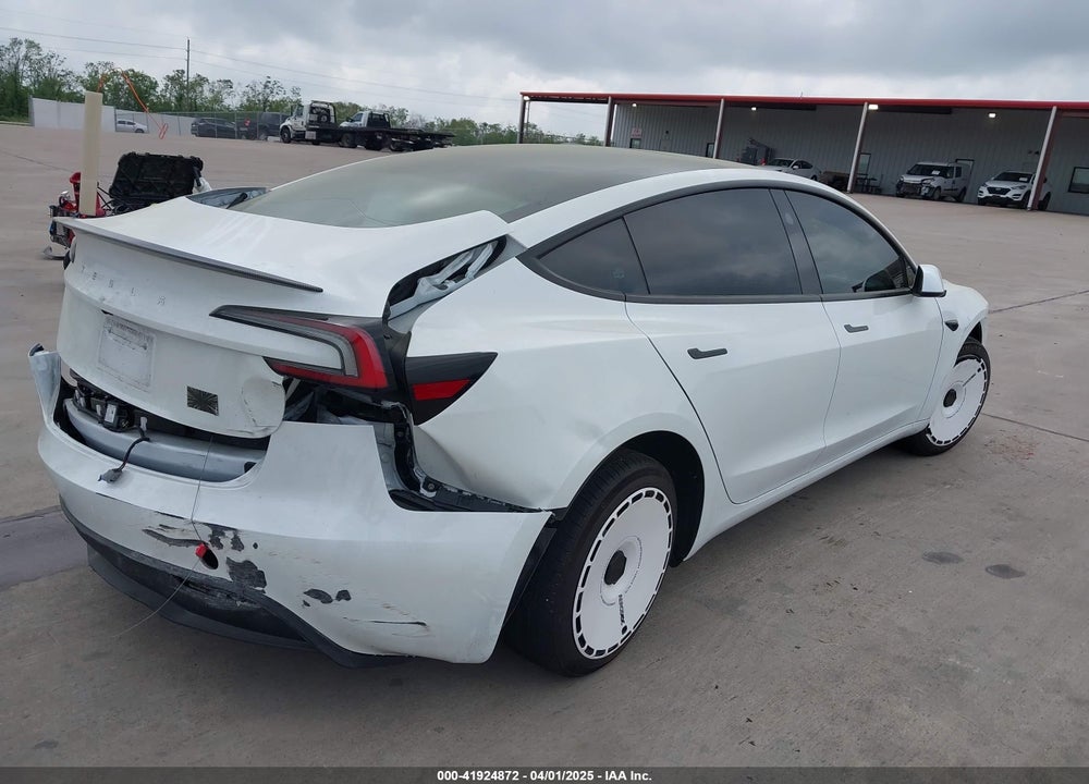 2024 TESLA MODEL 3 LONG RANGE DUAL MOTOR ALL-WHEEL DRIVE/REAR-WHEEL DRIVE VIN: 5YJ3E1EA4RF865607