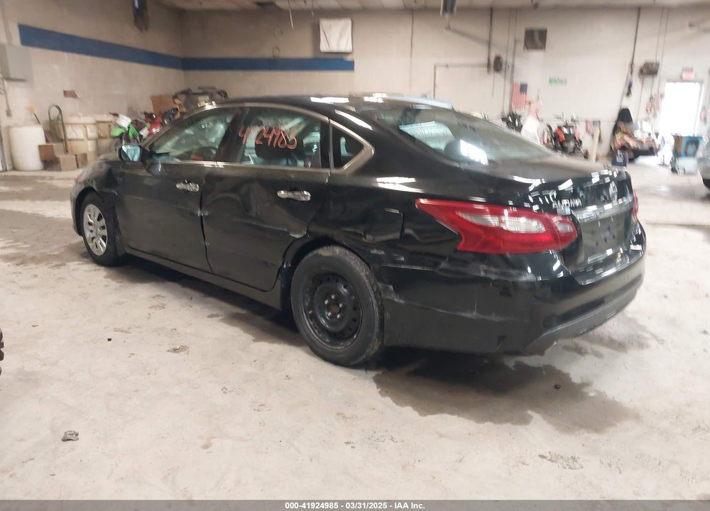 2018 NISSAN ALTIMA VIN: 1N4AL3AP1JC157065