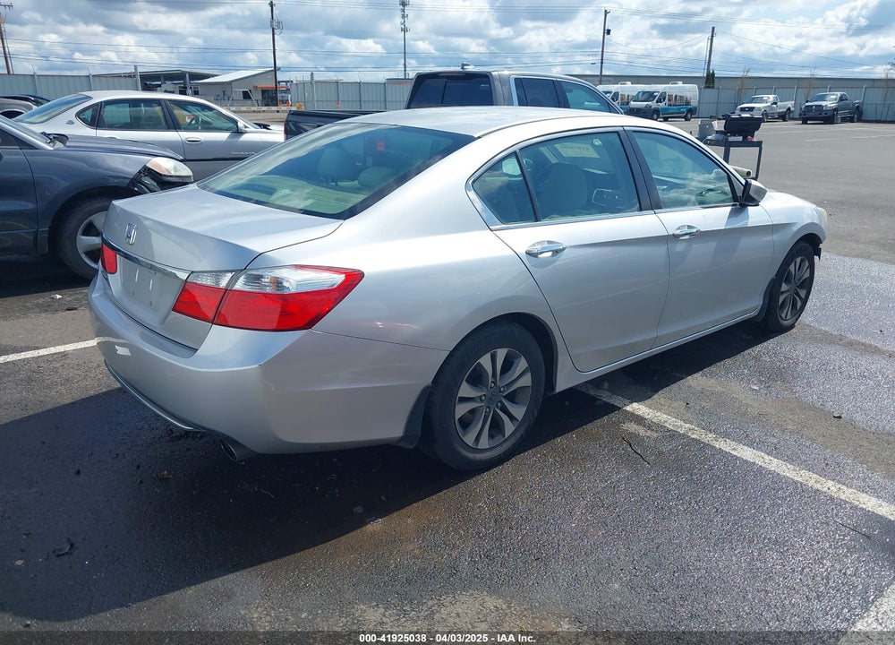 2013 HONDA ACCORD LX VIN: 1HGCR2F38DA271065