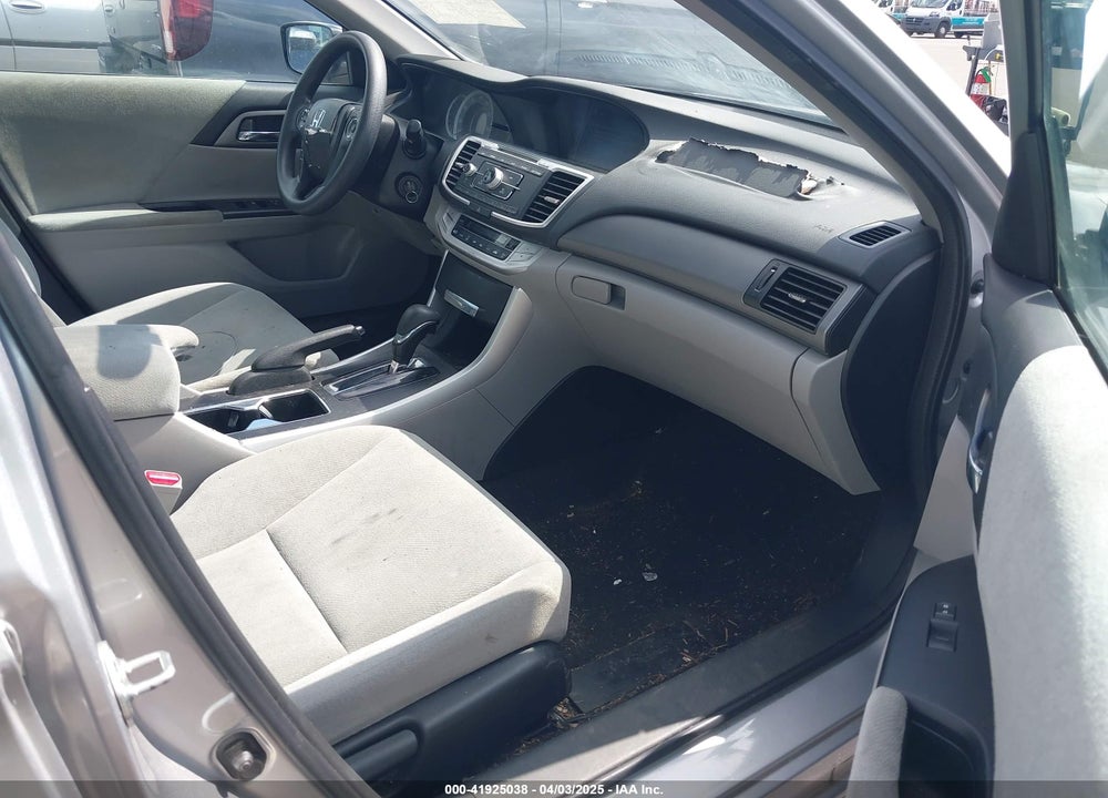 2013 HONDA ACCORD LX VIN: 1HGCR2F38DA271065