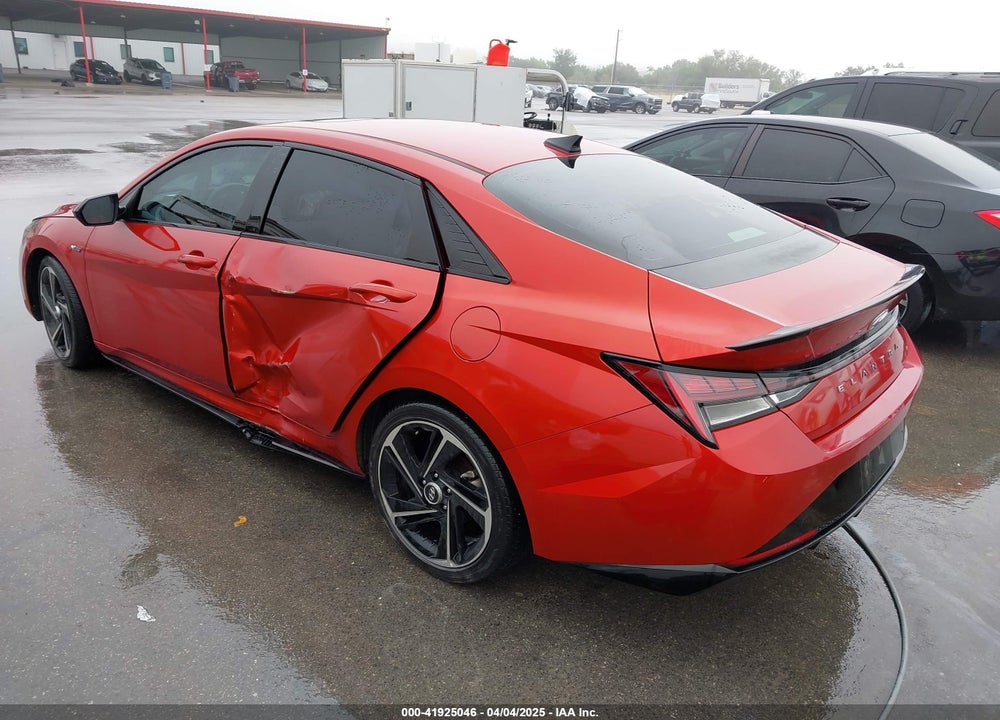 2022 HYUNDAI ELANTRA VIN: KMHLR4AF9NU231861
