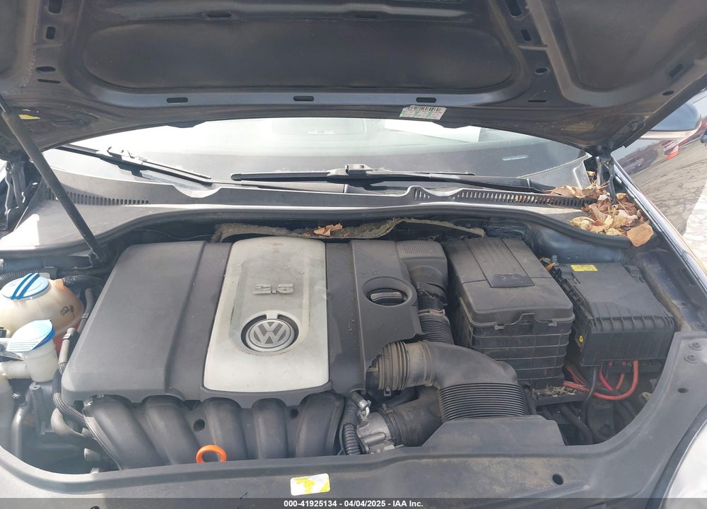 2009 VOLKSWAGEN JETTA VIN: 3VWJM71K39M012460