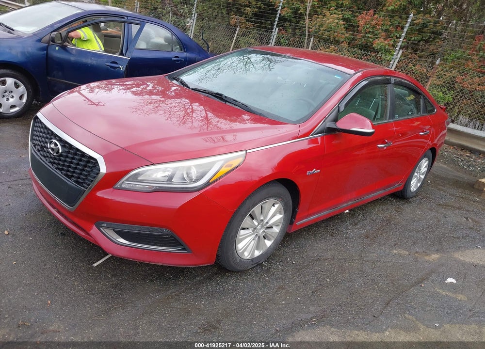 2016 HYUNDAI SONATA HYBRID SE VIN: KMHE24L18GA010660