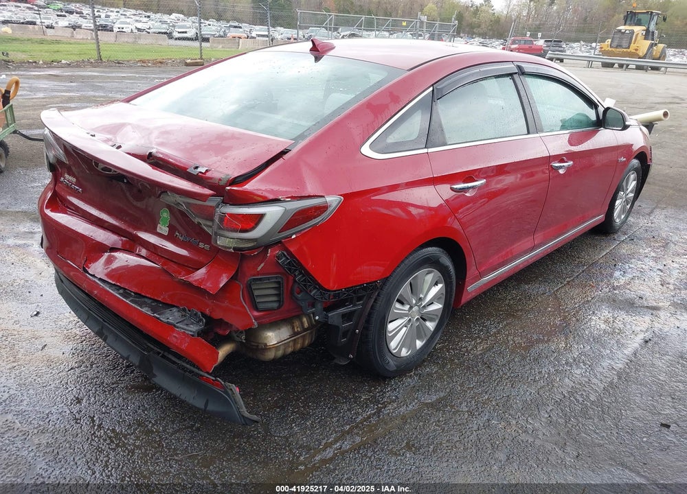 2016 HYUNDAI SONATA HYBRID SE VIN: KMHE24L18GA010660
