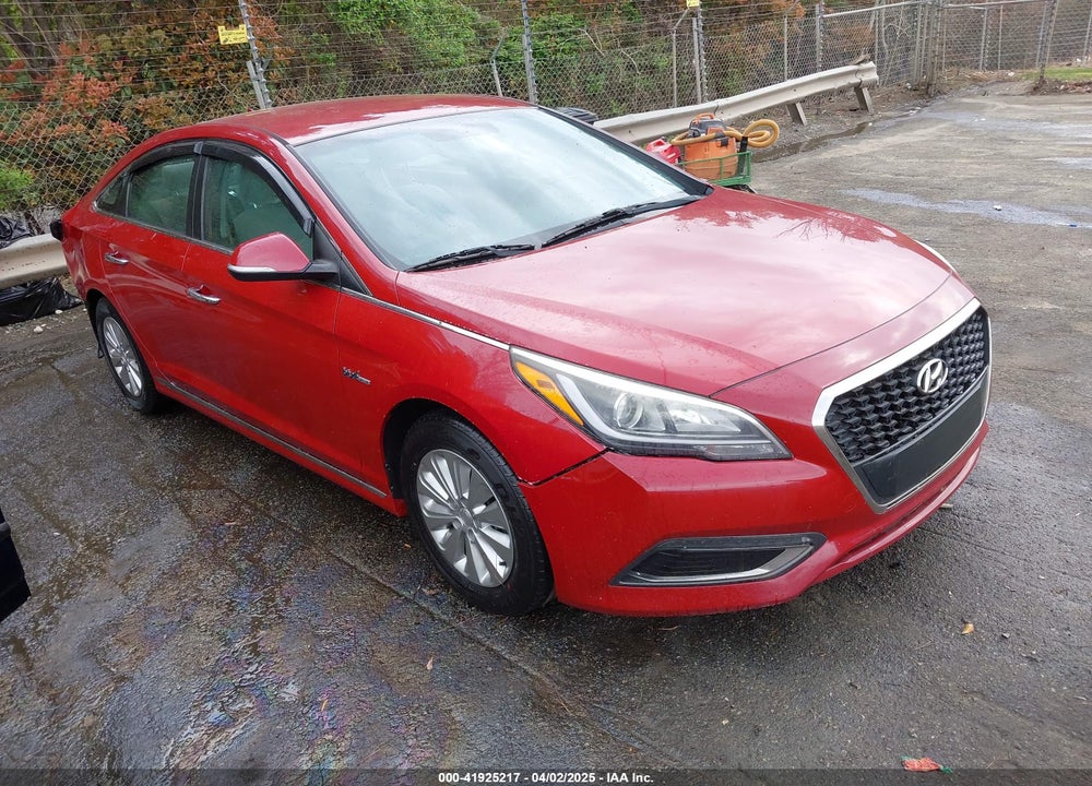 2016 HYUNDAI SONATA HYBRID SE VIN: KMHE24L18GA010660