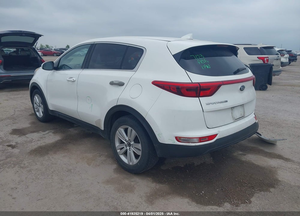 2018 KIA SPORTAGE VIN: KNDPM3AC6J7445672