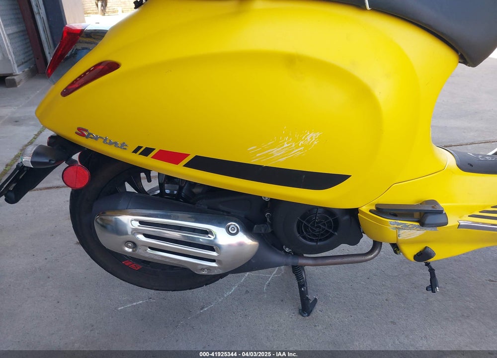 2019 VESPA SPRINT VIN: ZAPM818G8K5800776